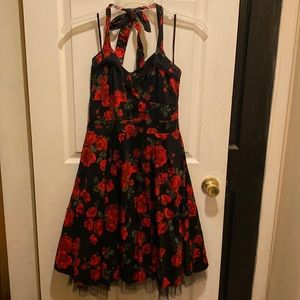 Red roses hot topic dress